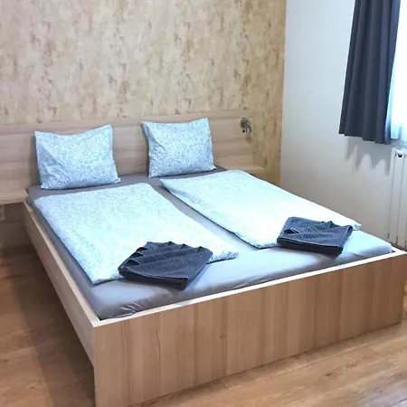 Prime - Modern 2 Bedroom With Balcony & Parking Included * Budapest