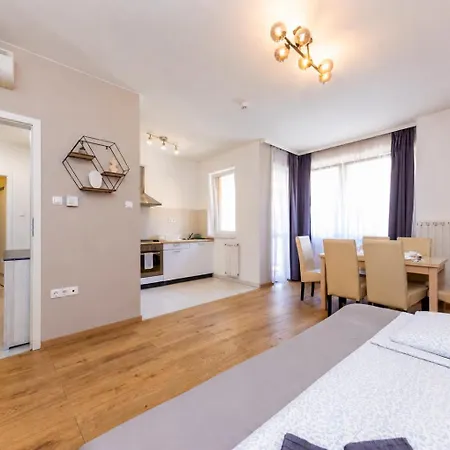 Lägenhet Prime - Modern 2 Bedroom With Balcony & Parking Included Budapest